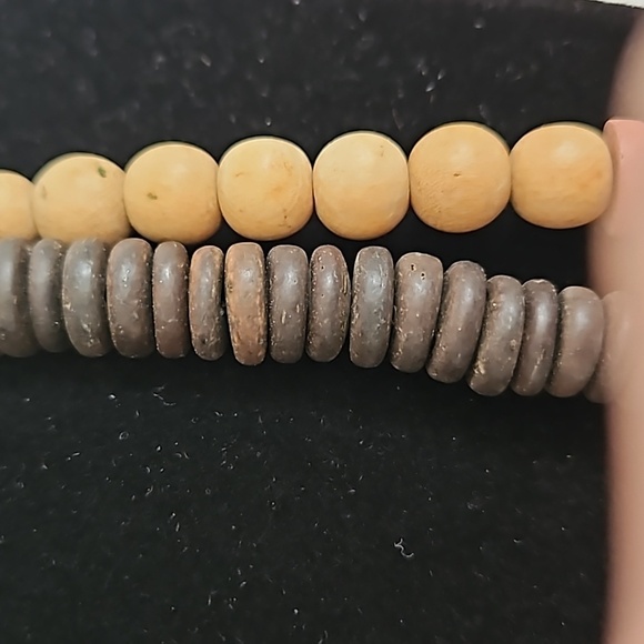 2 Wooden, Coconut & Metal Beads Necklaces - Picture 4 of 7